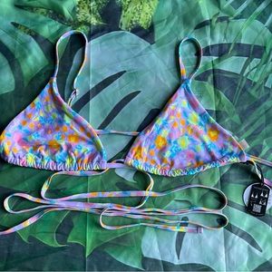 NEW B.Swim x Elizabeth Turner Revolve Floral Jade Blossom Bikini Top DD Cup